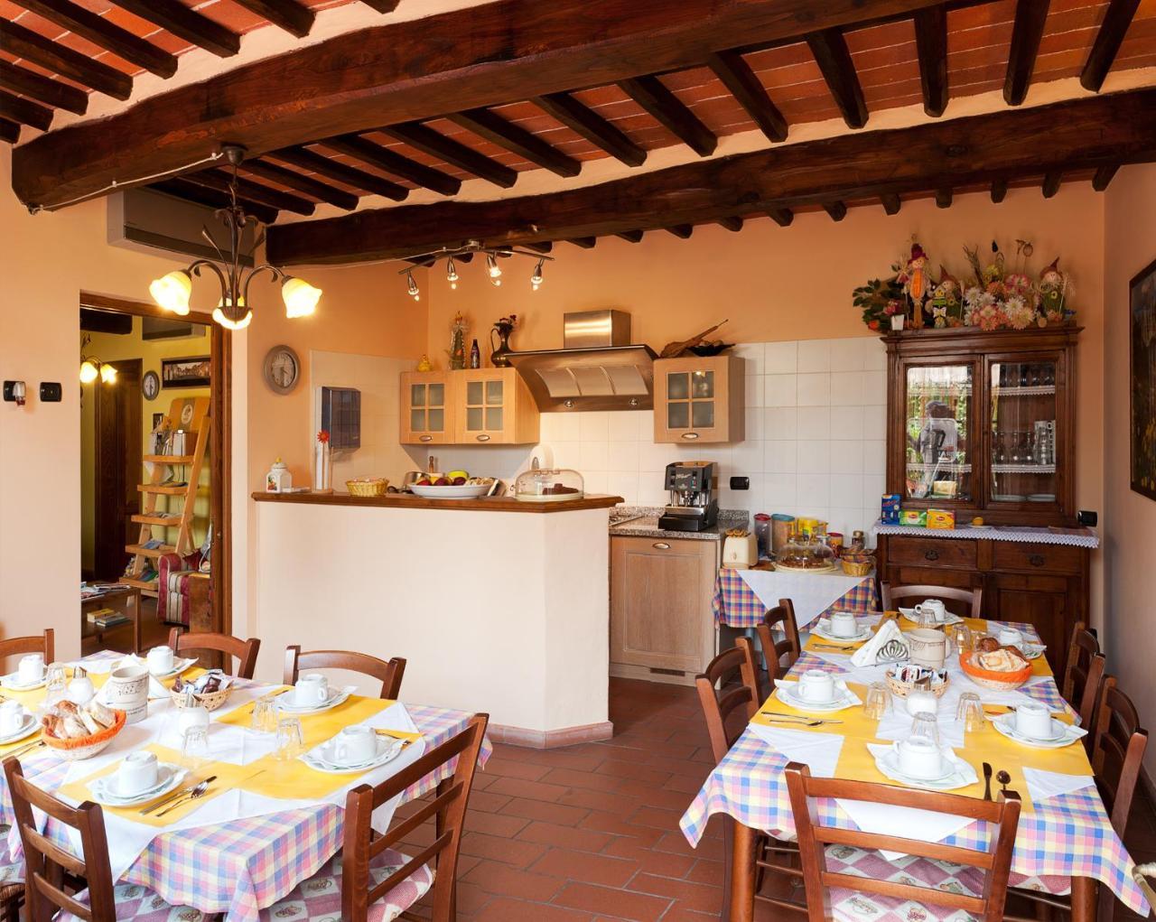 Agriturismo Casolare Lucchese Lucca Exterior foto